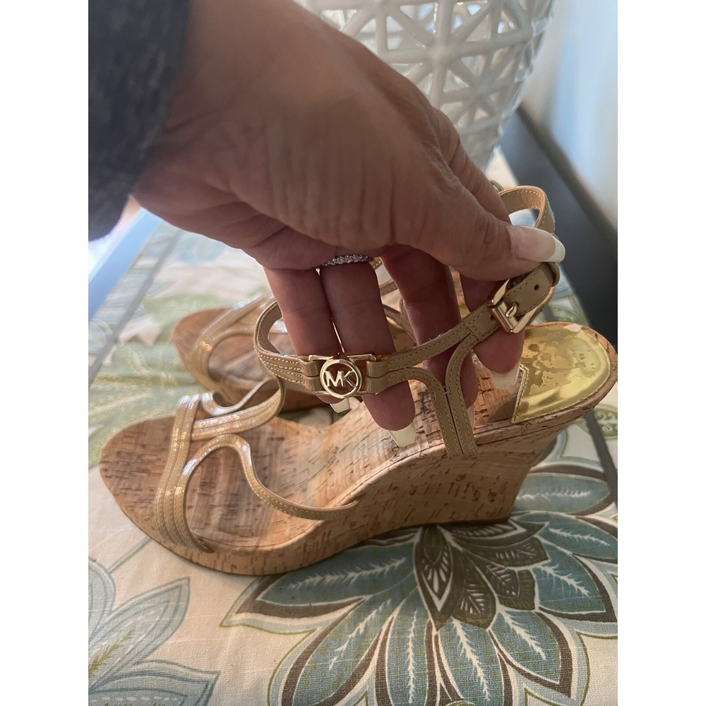 Michael Michael Kors Leather Espadrilles Size 8 Gold Logo Nude patent Wedge 4"